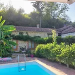 Le Moulin Du Chemin Scille